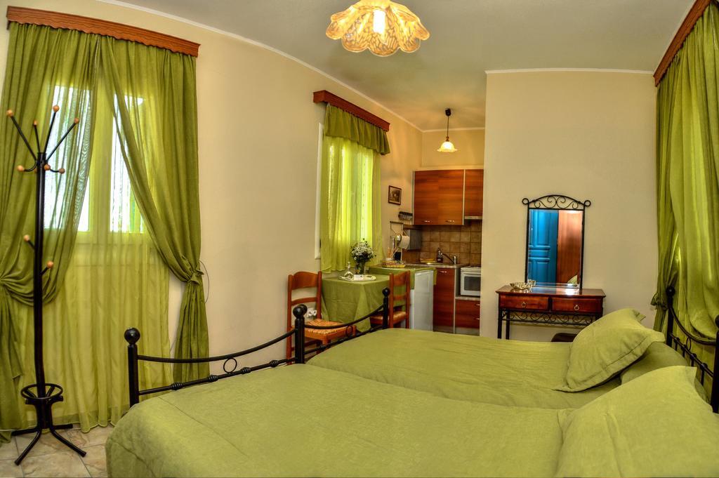 Mainades Maisonettes & Studios Ménites 部屋 写真